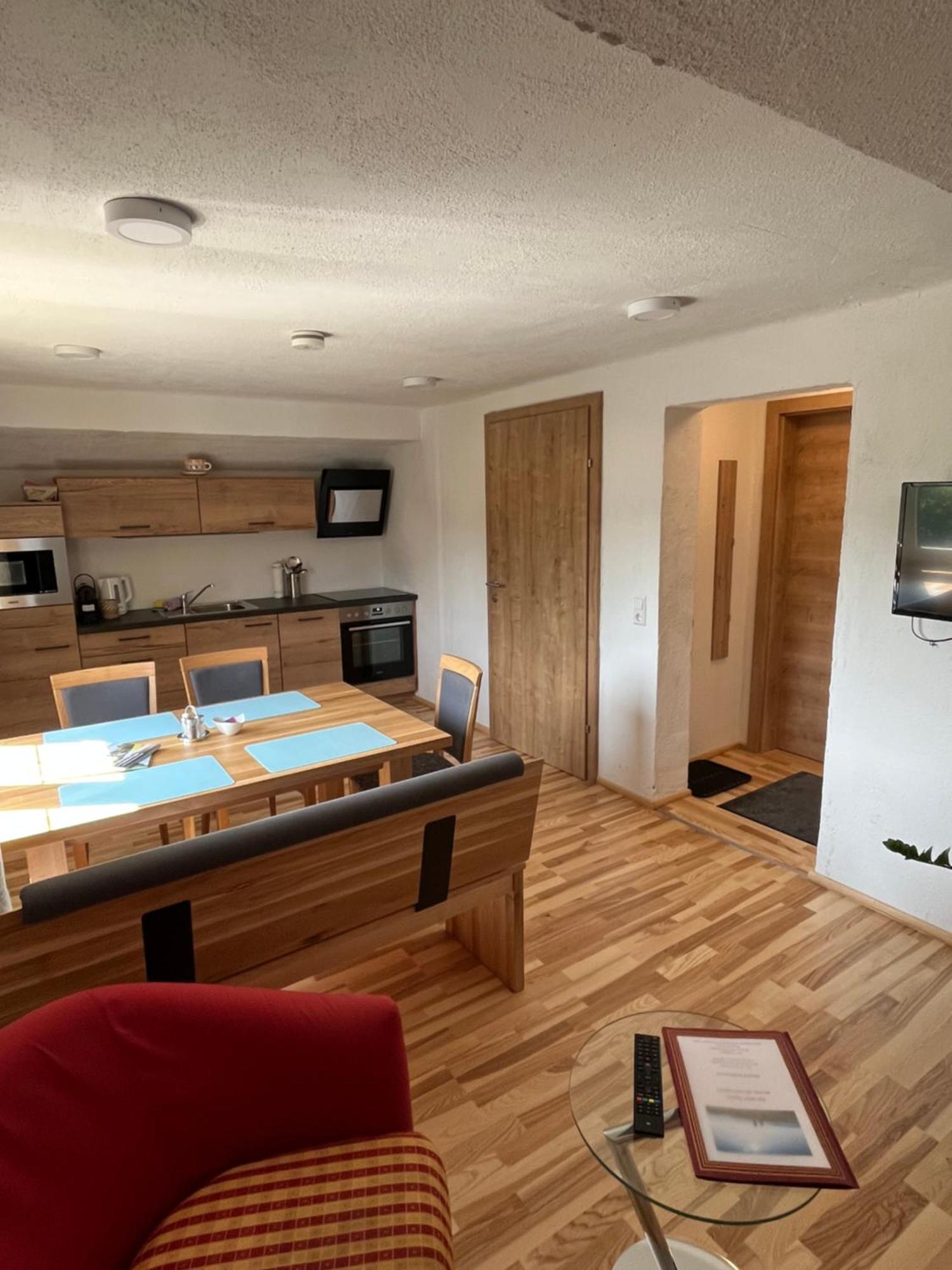 Appartements-Restaurant Schwaiger タウプリッツ エクステリア 写真