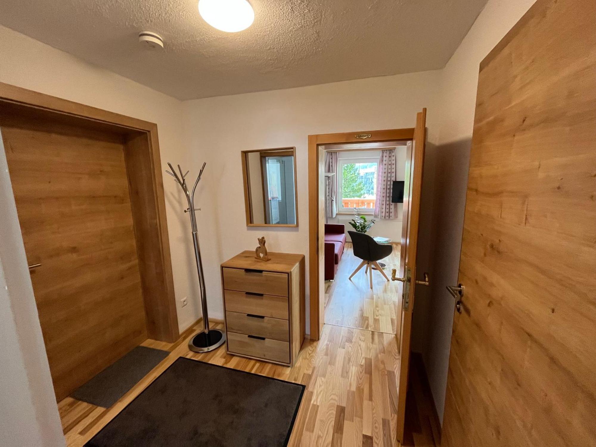 Appartements-Restaurant Schwaiger タウプリッツ エクステリア 写真