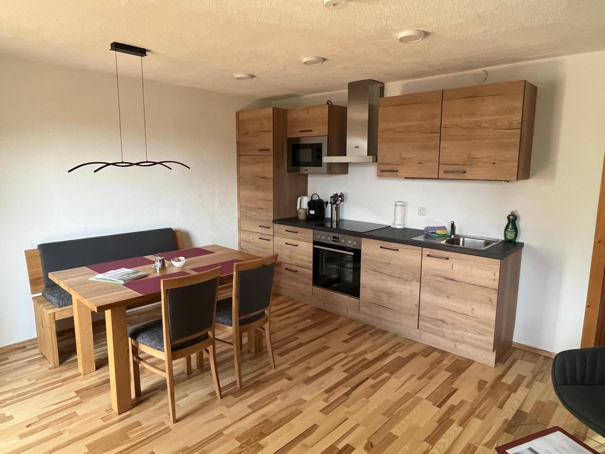 Appartements-Restaurant Schwaiger タウプリッツ エクステリア 写真